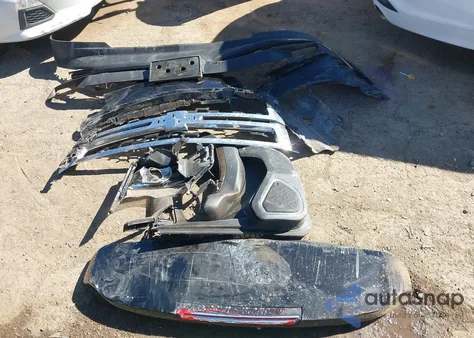 2018 Chevrolet Tahoe Lt z USA, uszkodzony, nr VIN 1GNSCBKC7JR202048